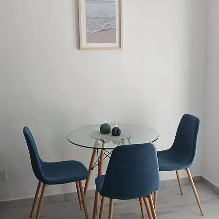 Enjoy Glorious Seaviews From Vista Mar *