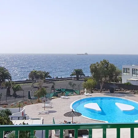 Enjoy Glorious Seaviews From Vista Mar *