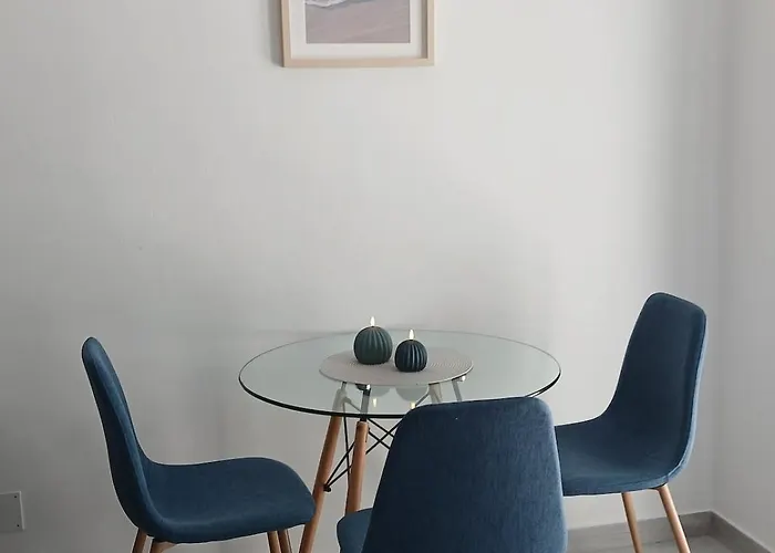 Enjoy Glorious Seaviews From Vista Mar *