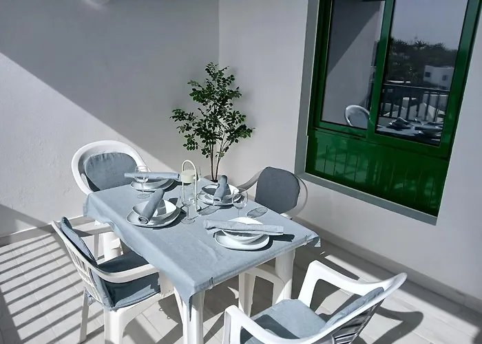 Enjoy Glorious Seaviews From Vista Mar * קוסטה טגוויסה