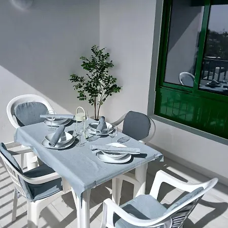 Enjoy Glorious Seaviews From Vista Mar * Costa Teguise